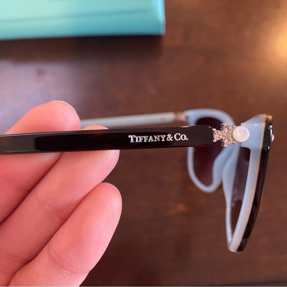 BRAND NEW Tiffany & Co sunglasses - Picture 3 of 9